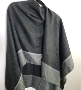 V Fraas Cashmink wrap